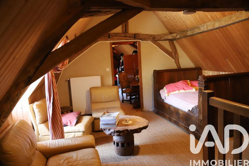 Maison - 250 m² - 7 pièces