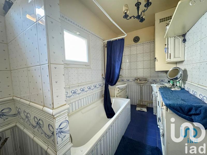 Maison - 95 m² - 5 pièces