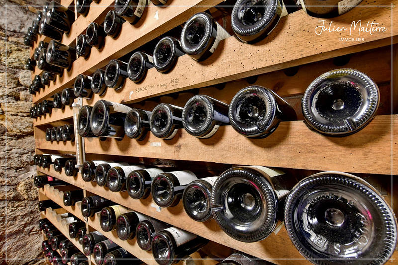 Maison bourgeoise - 211 m² - 8 pièces