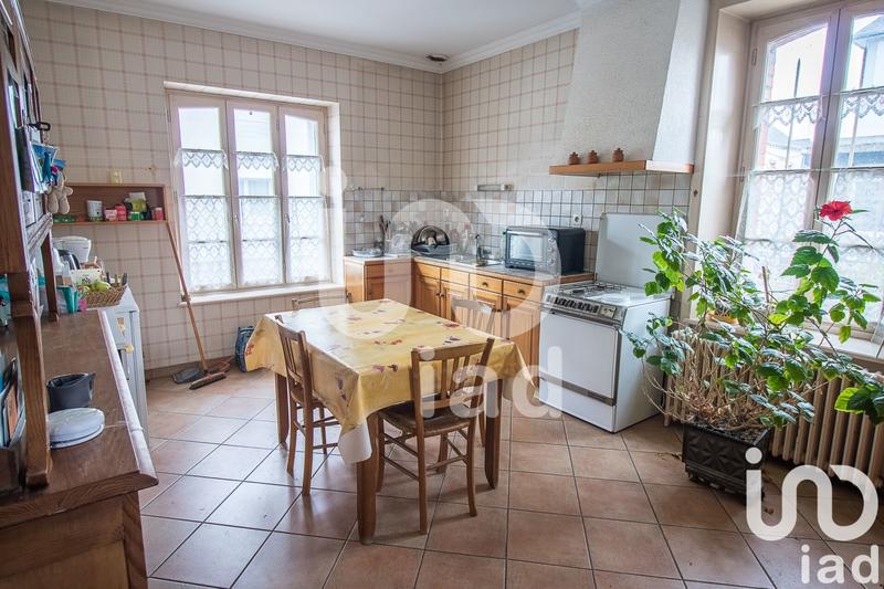 Maison - 137 m² - 6 pièces