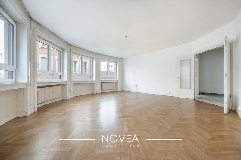 Appartement - 135 m² - 6 pièces