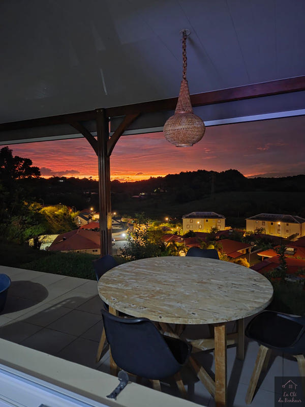 Villa - 87 m² - 4 pièces