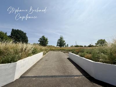 Terrain constructible - 904 m²