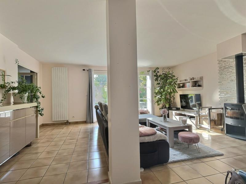 Maison - 165 m² - 8 pièces