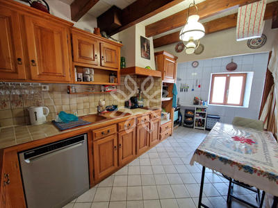 Maison de village - 140 m² - 7 pièces