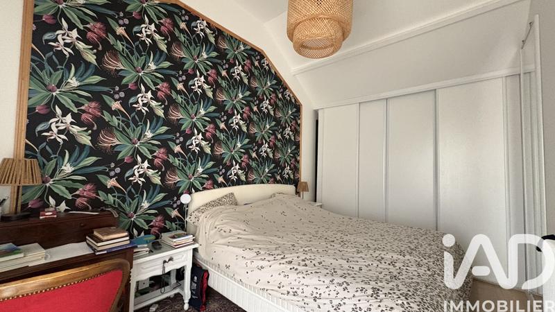 Maison - 180 m² - 7 pièces