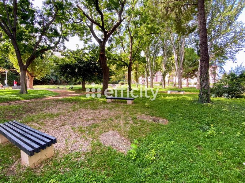 Appartement - 94 m² - 5 pièces