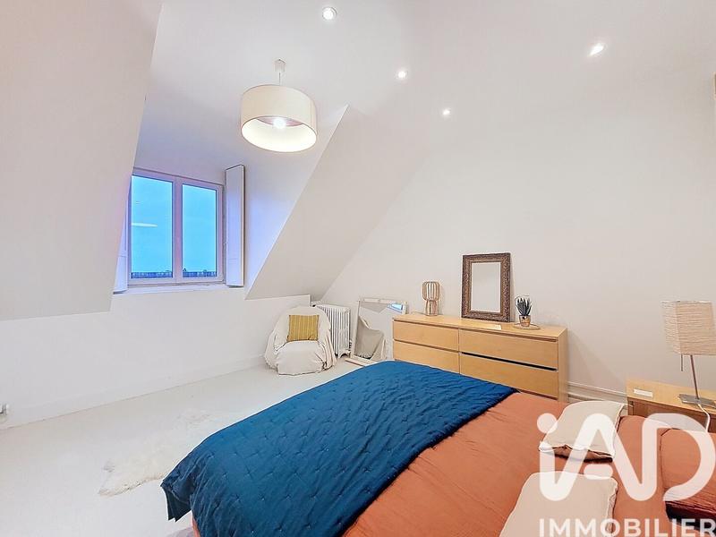 Maison - 415 m² - 13 pièces