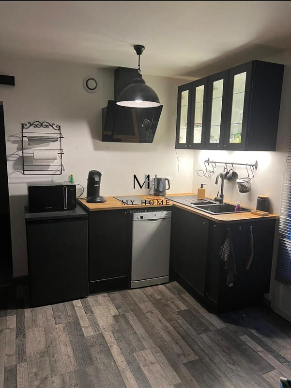 Maison ancienne - 180 m² - 8 pièces