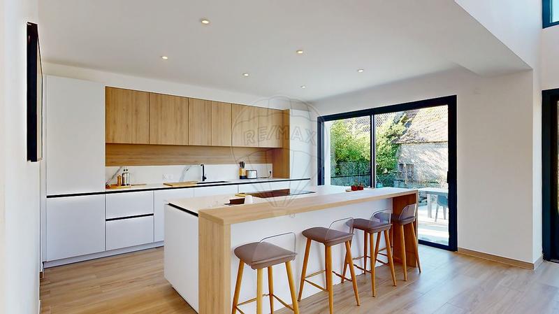 Maison d'architecte - 190 m² - 6 pièces