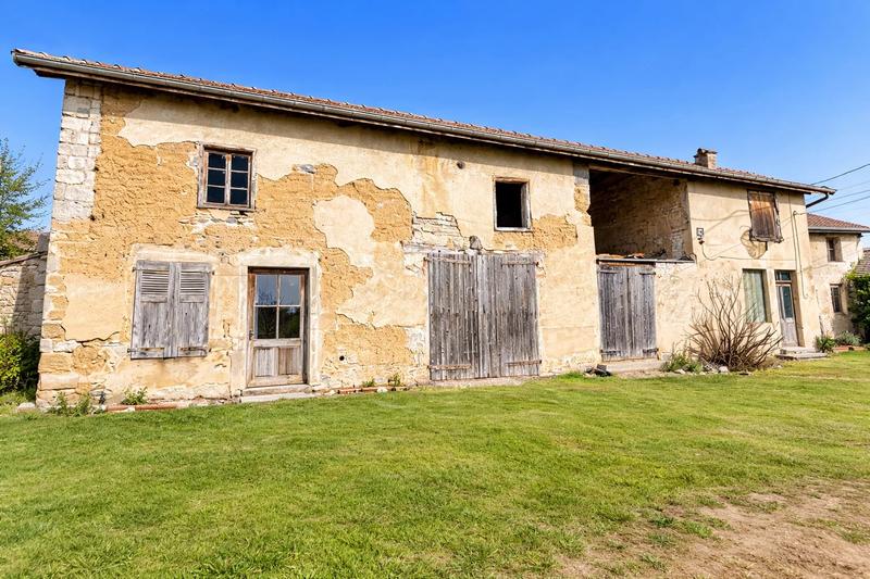 Immeuble mixte - 90 m² - 5 pièces