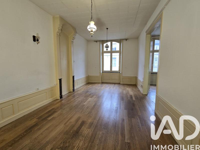 Appartement - 140 m² - 5 pièces