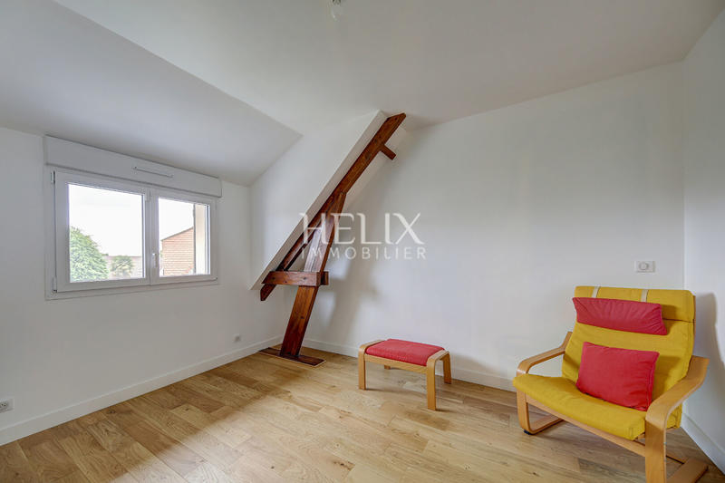 Maison - 156 m² - 7 pièces