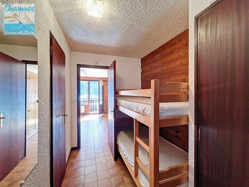 Studio - 25 m² - 1 pièce