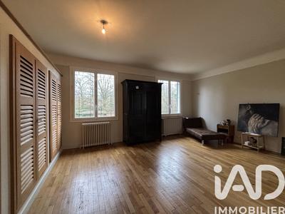 Maison - 101 m² - 5 pièces