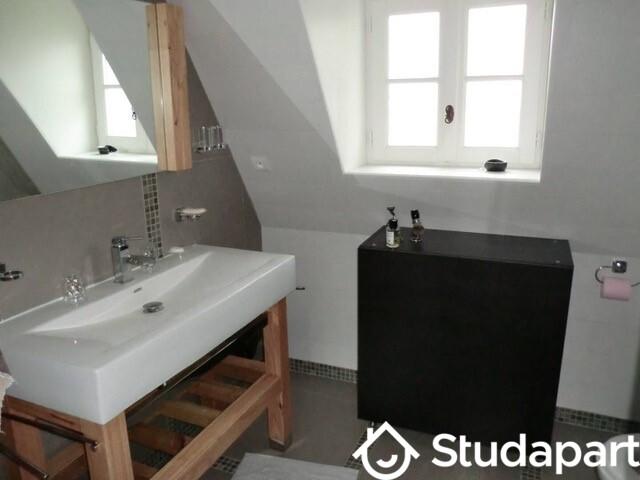 Chambre - 28 m² - 1 pièce