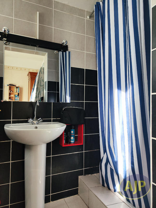 Maison - 122 m² - 6 pièces