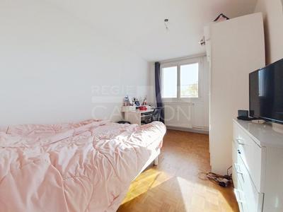 Appartement - 83 m² - 4 pièces