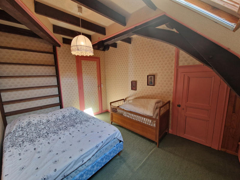 Maison - 186 m² - 8 pièces