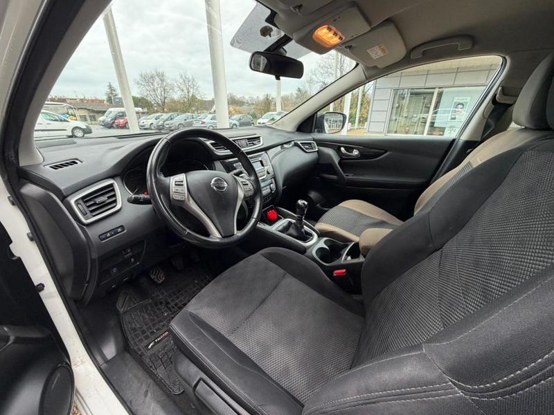 Nissan Qashqai II (J11) 1.2 Dig-T 115 Cv / 85 Kw Essence