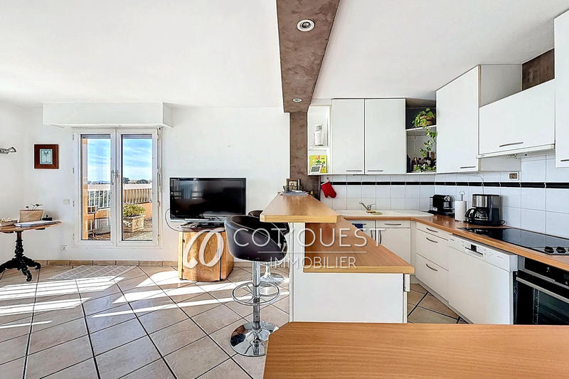 Appartement - 90 m² - 4 pièces