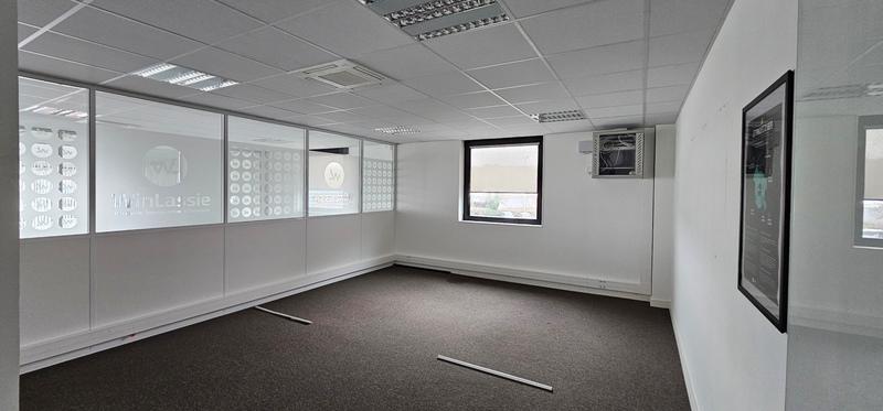 Bureau - 160 m² - 1 pièce