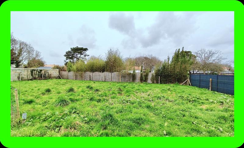 Terrain constructible - 429 m²