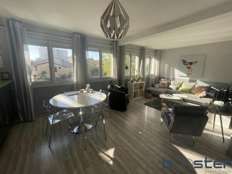 Appartement ancien - 70 m² - 3 pièces