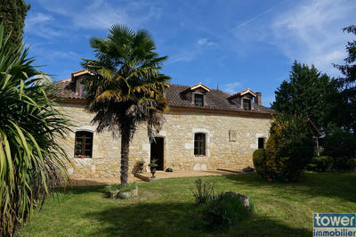 Propriété - 200 m² - 6 pièces