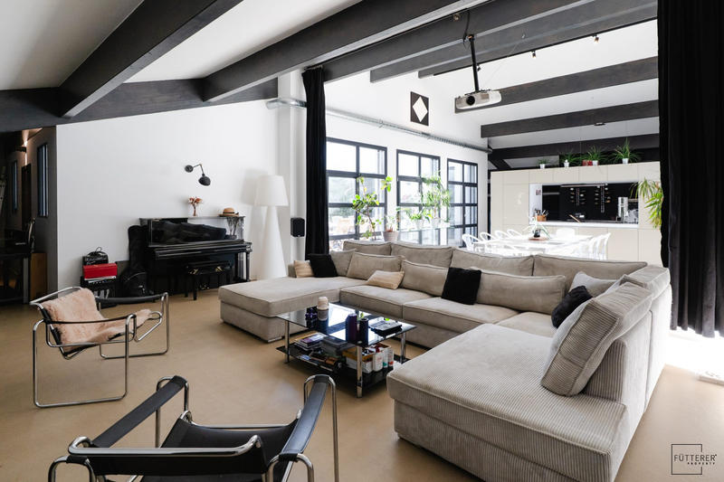 Maison contemporaine - 350 m² - 9 pièces