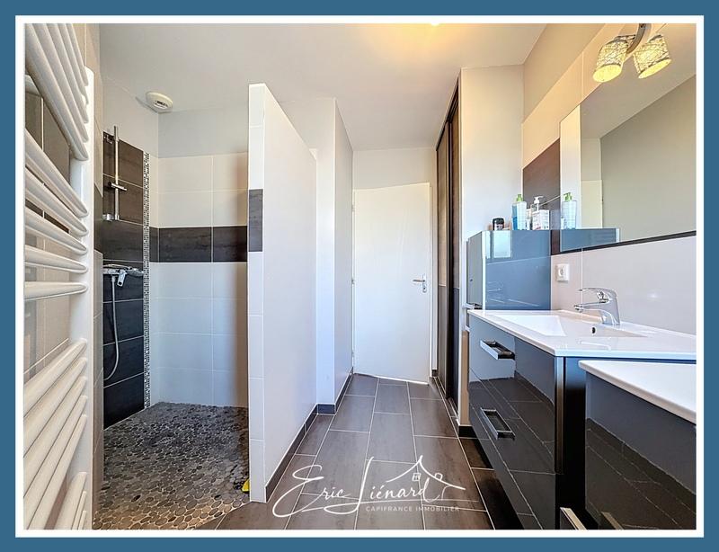 Maison - 156 m² - 6 pièces