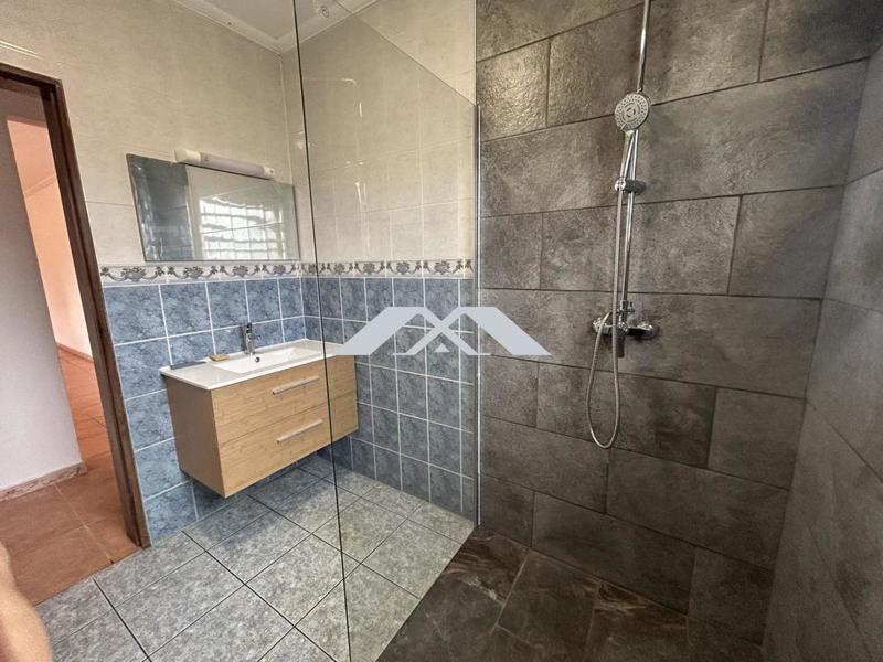 Maison traditionnelle - 142 m² - 5 pièces