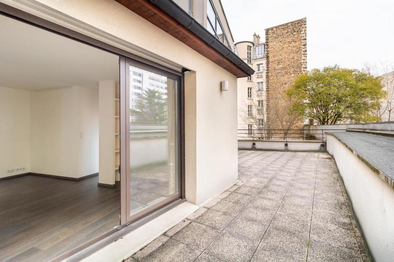 Maison - 185 m² - 9 pièces