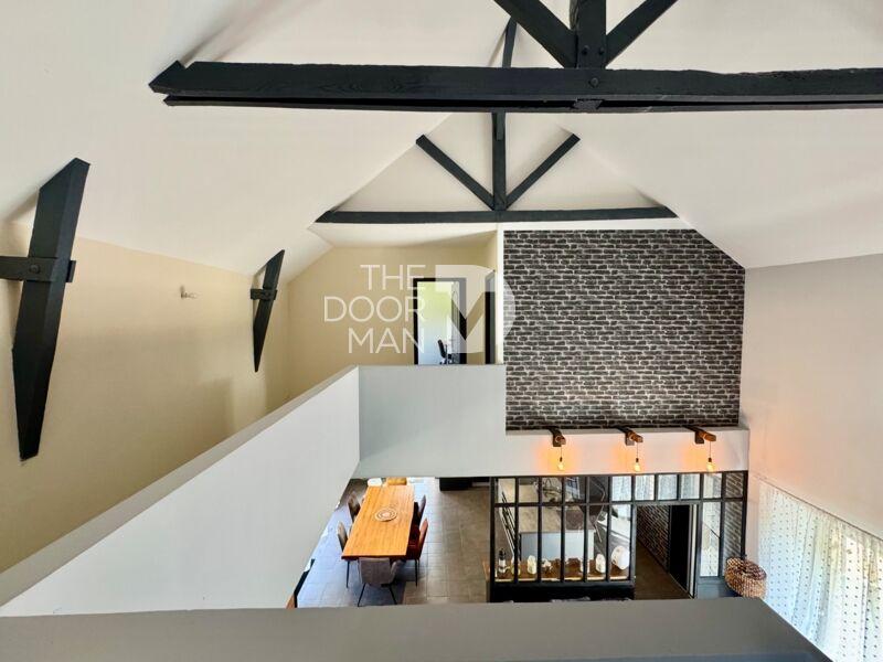 Maison - 194 m² - 7 pièces