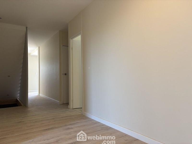 Maison - 184 m² - 6 pièces