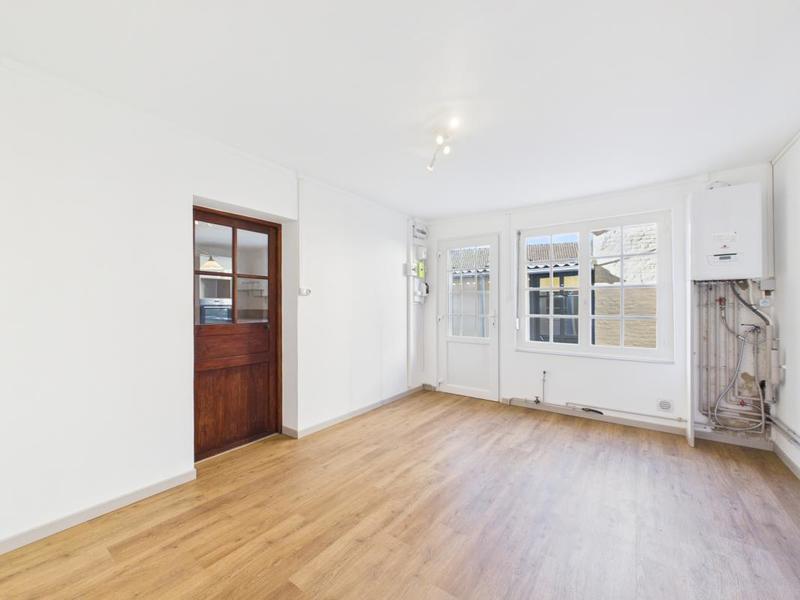 Maison - 190 m² - 6 pièces