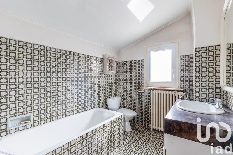 Maison - 93 m² - 5 pièces