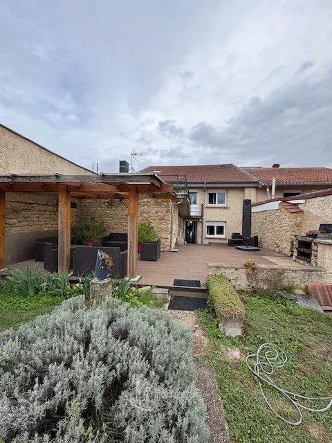 Immeuble - 200 m² - 10 pièces