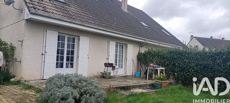 Maison - 90 m² - 5 pièces