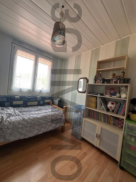 Maison - 95 m² - 5 pièces