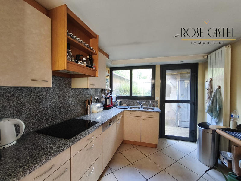 Maison ancienne - 246 m² - 8 pièces