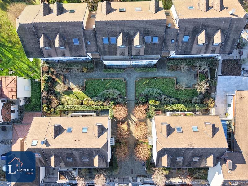 Appartement - 102 m² - 3 pièces