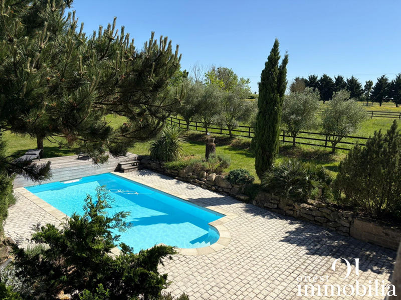 Maison - 206 m² - 8 pièces