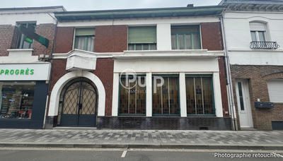 Maison de ville - 238 m² - 11 pièces