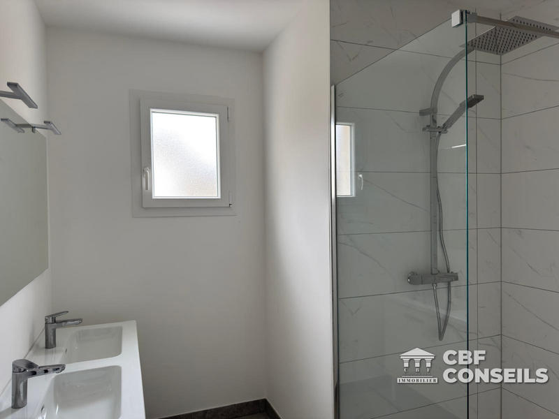 Maison - 101 m² - 4 pièces