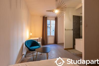 Chambre - 18 m² - 1 pièce