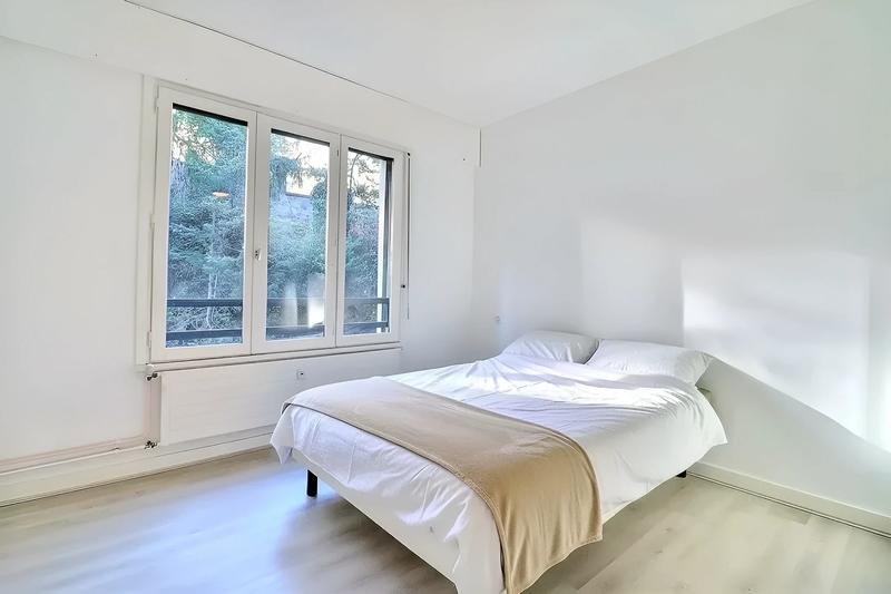 Appartement - 144 m² - 7 pièces