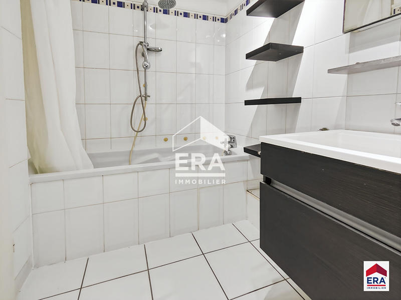 Appartement - 104 m² - 5 pièces