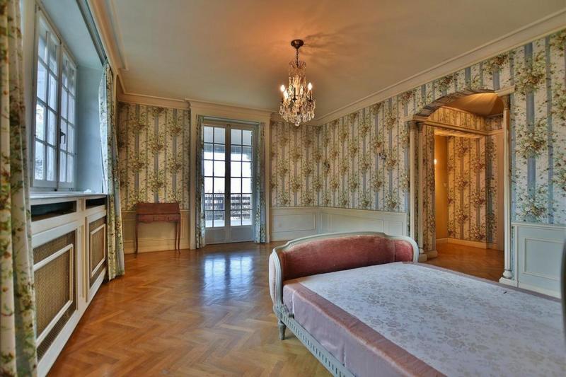 Maison de maîtres - 392 m² - 12 pièces