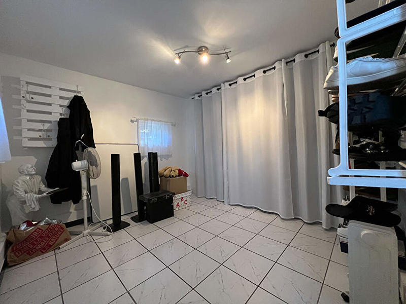 Maison - 93 m² - 6 pièces